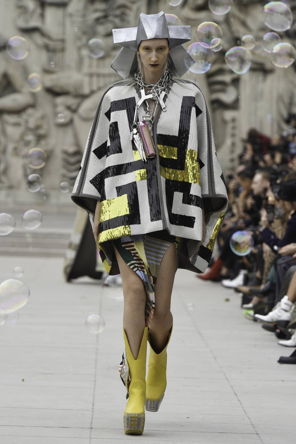 Fashion Week Paris Spring/Summer 2020 look 24 from the Rick Owens collection womenswear
