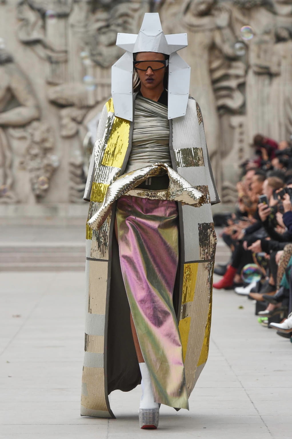 Fashion Week Paris Spring/Summer 2020 look 25 de la collection Rick Owens womenswear