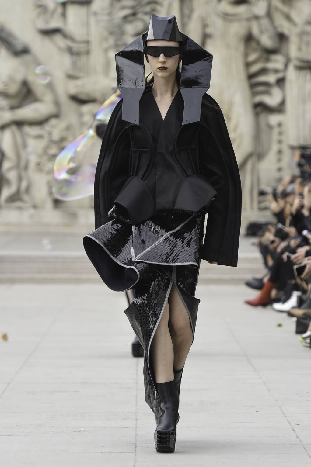 Fashion Week Paris Spring/Summer 2020 look 38 from the Rick Owens collection womenswear