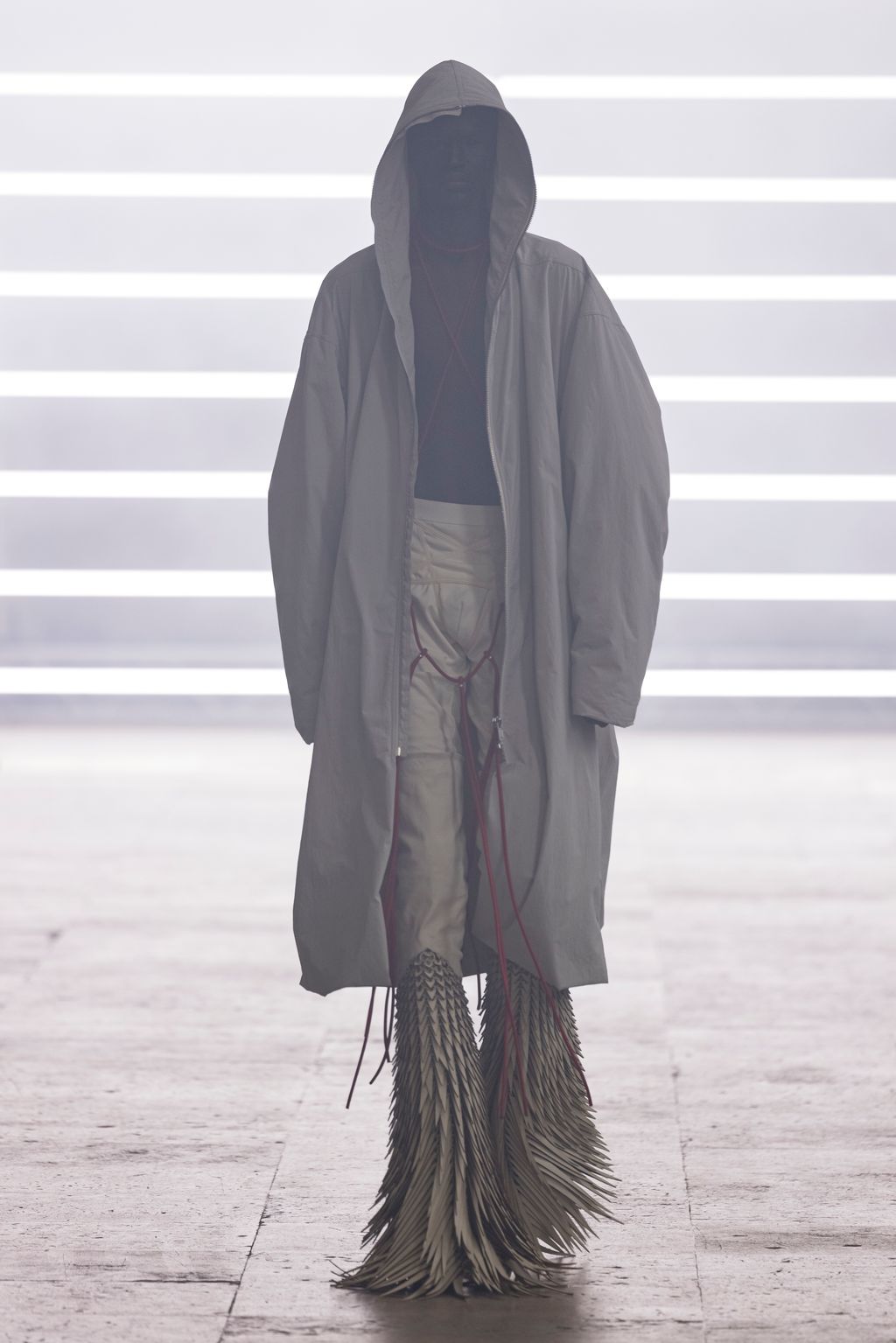 Fashion Week Paris Fall/Winter 2025 look 21 de la collection Rick Owens menswear