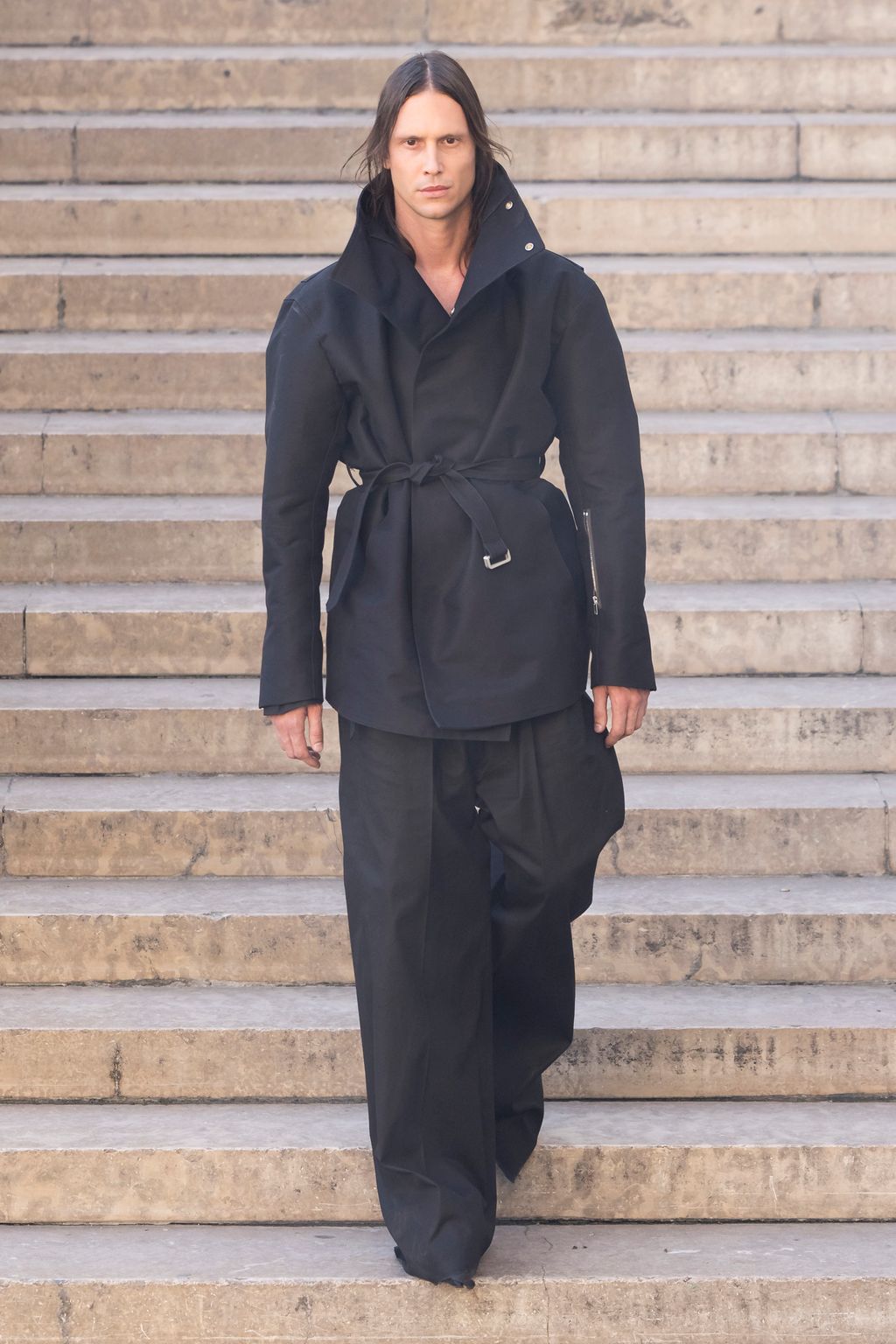 Fashion Week Paris Spring/Summer 2026 look 25 from the Rick Owens collection 男装
