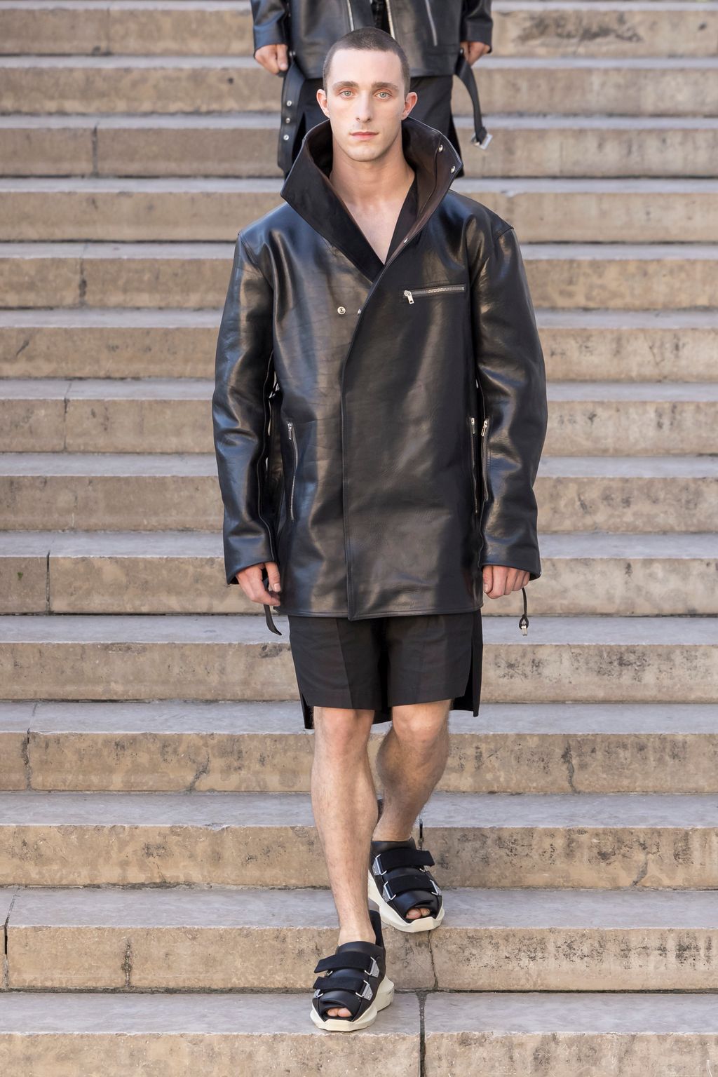 Fashion Week Paris Spring/Summer 2026 look 28 from the Rick Owens collection menswear