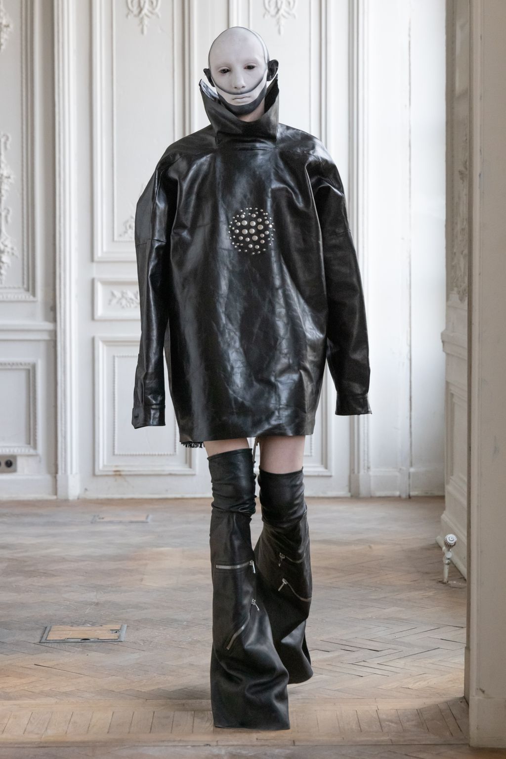 Fashion Week Paris Fall/Winter 2024 look 31 de la collection Rick Owens menswear