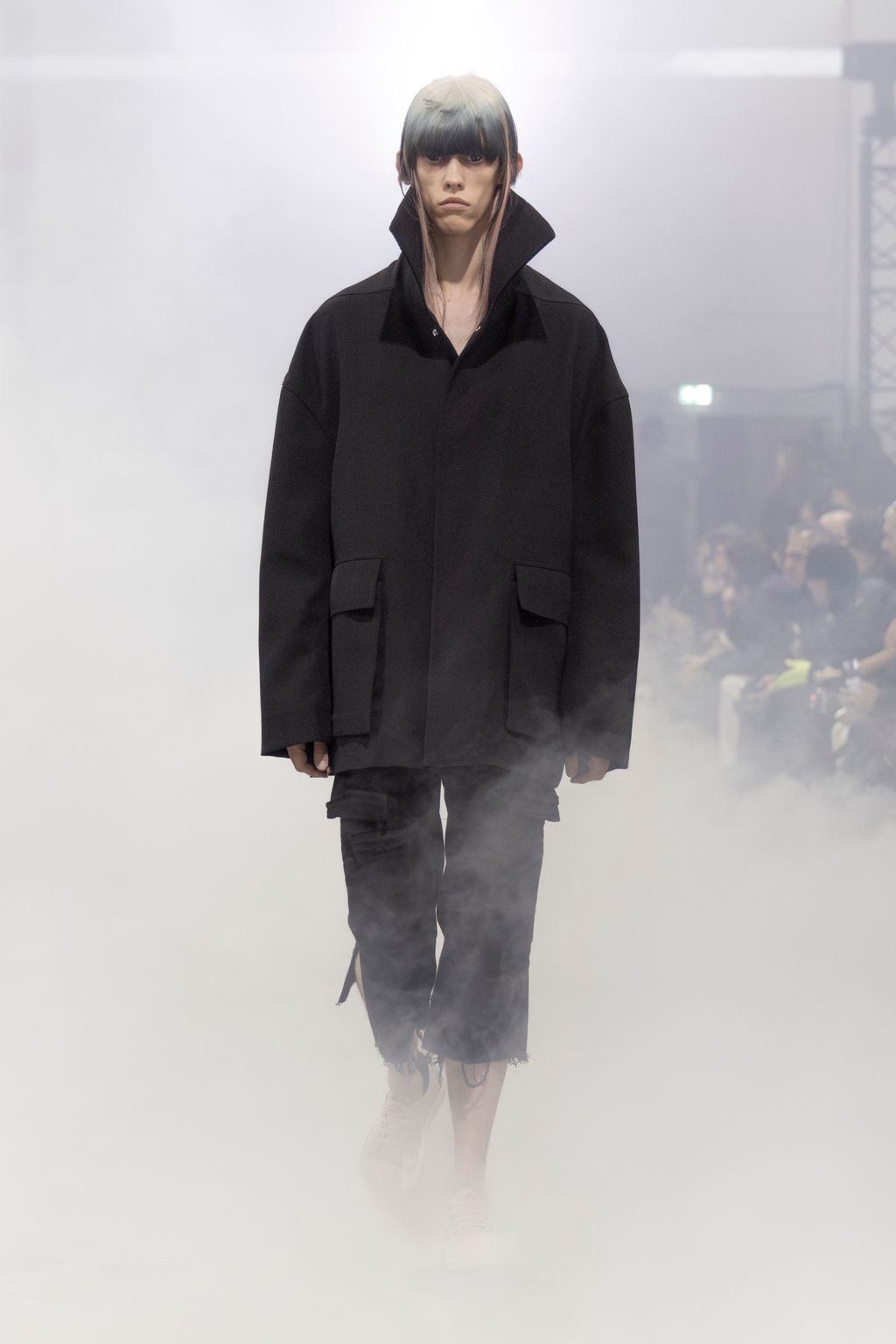 Fashion Week Paris Fall/Winter 2026 look 22 from the Rick Owens collection 男装