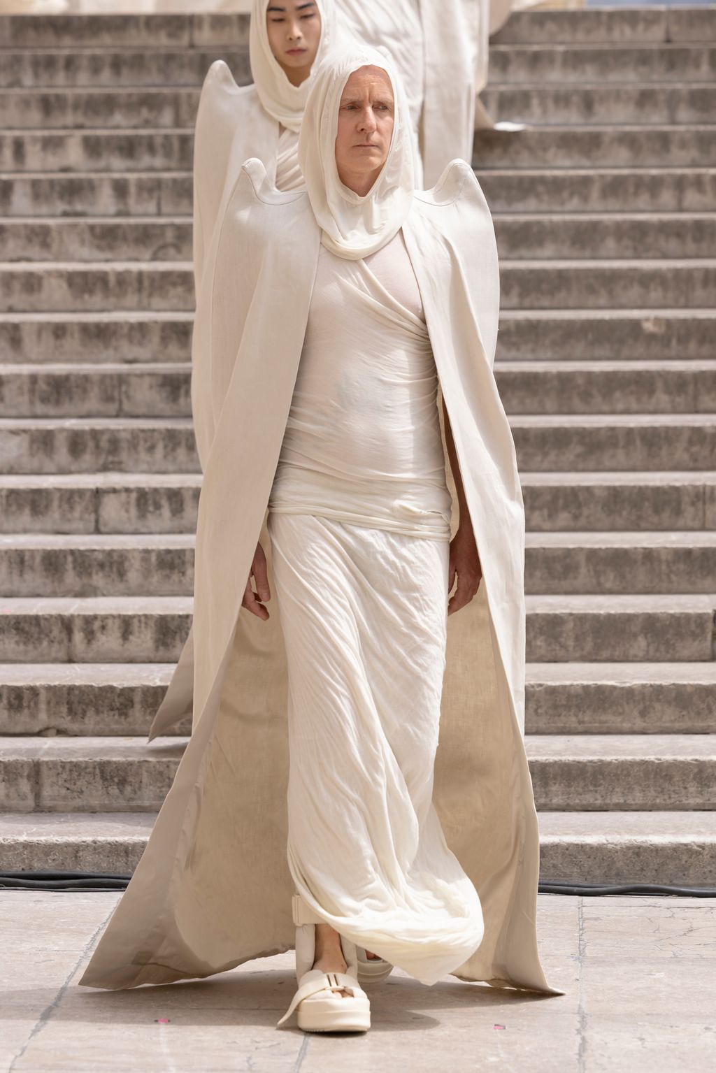Fashion Week Paris Spring/Summer 2025 look 7 from the Rick Owens collection menswear