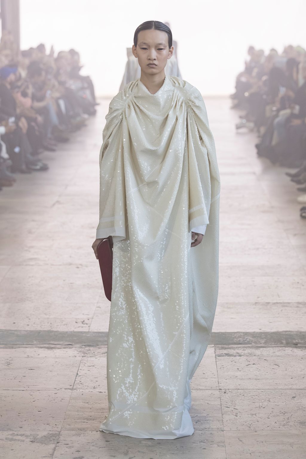 Fashion Week Paris Fall/Winter 2025 look 45 from the Rick Owens collection womenswear