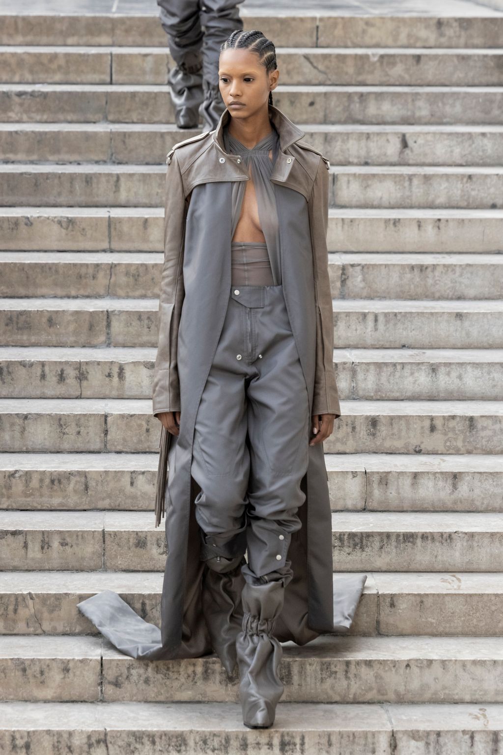 Rick Owens SS26 womenswear #43 - Tagwalk: The Fashion Search Engine