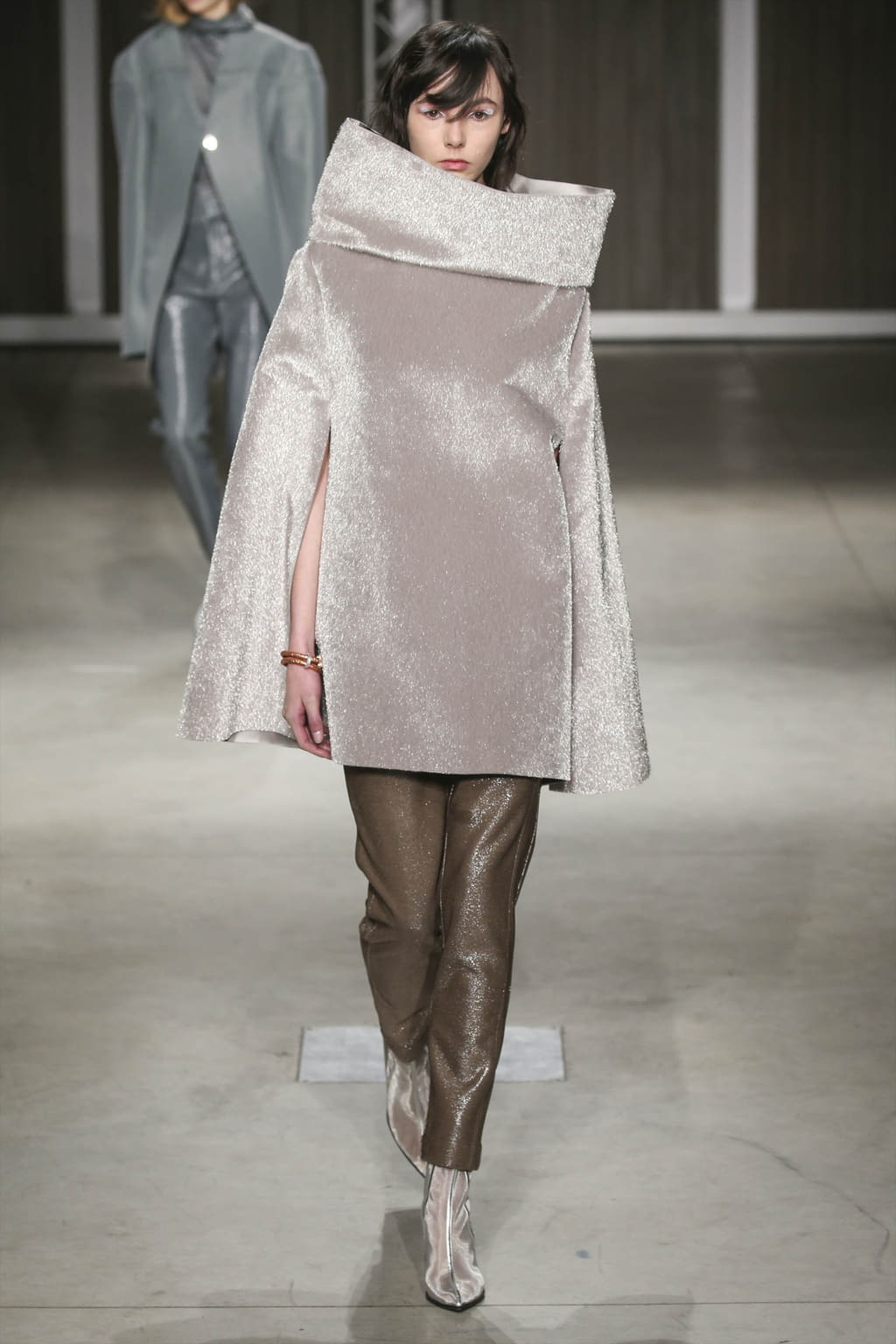 Fashion Week Milan Fall/Winter 2017 look 14 from the Ricostru collection womenswear