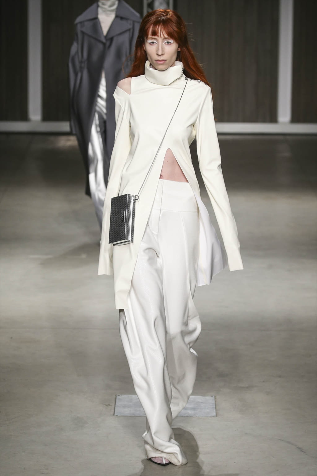 Fashion Week Milan Fall/Winter 2017 look 15 from the Ricostru collection womenswear