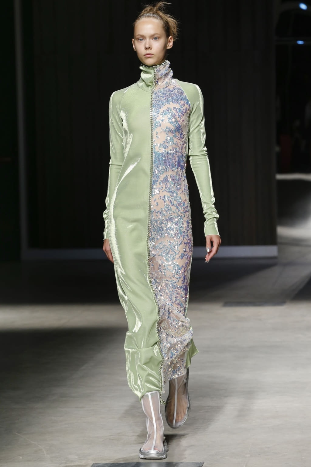 Fashion Week Milan Spring/Summer 2019 look 16 from the Ricostru collection womenswear