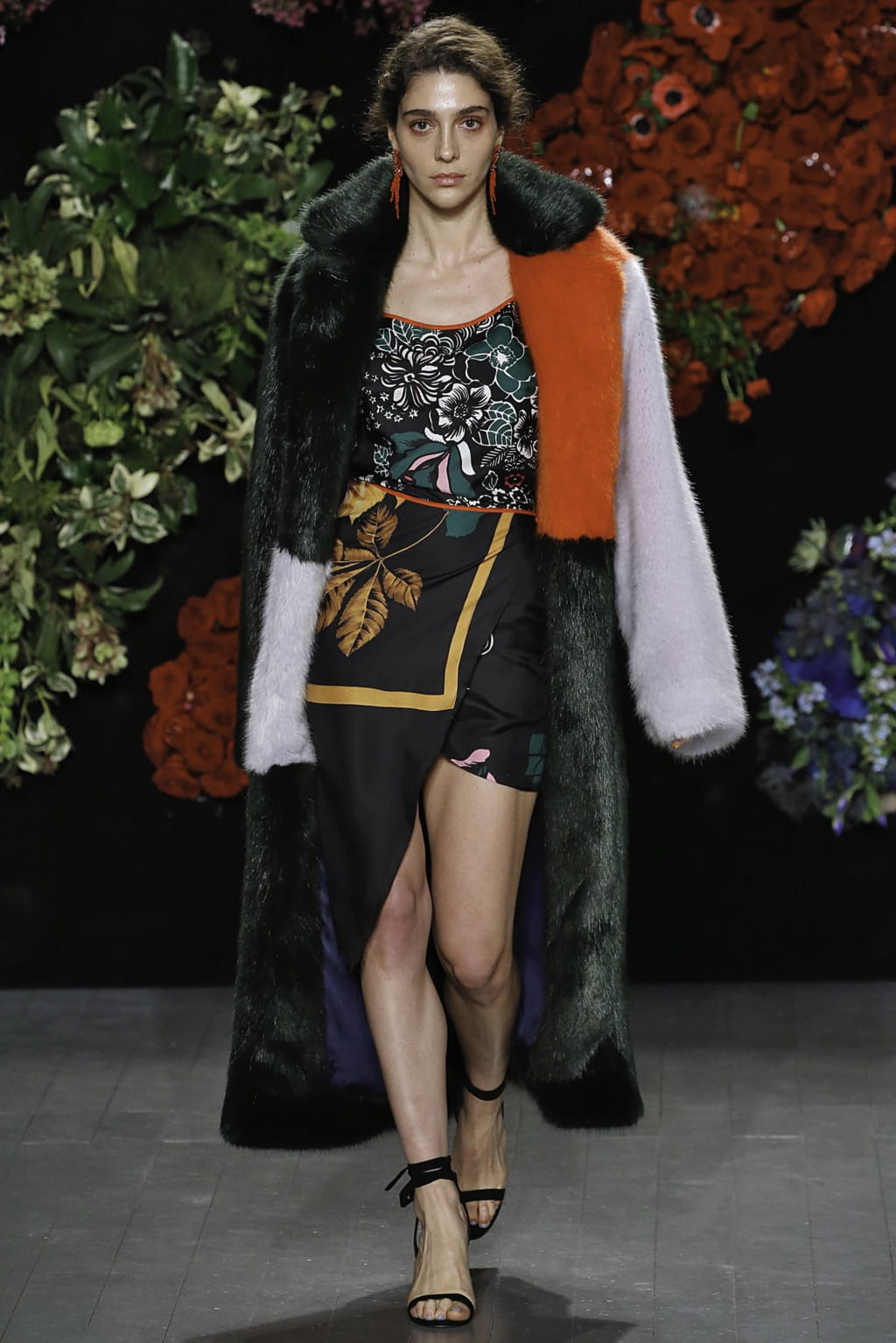 Fashion Week London Fall/Winter 2019 look 25 de la collection Roberta Einer womenswear