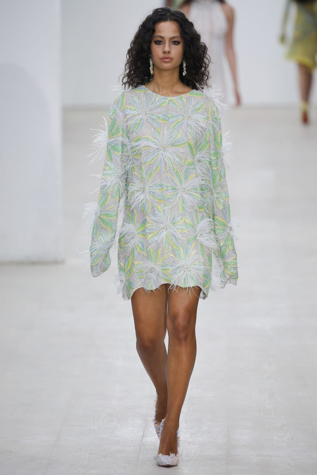 Fashion Week London Spring/Summer 2020 look 28 from the Roberta Einer collection 女装