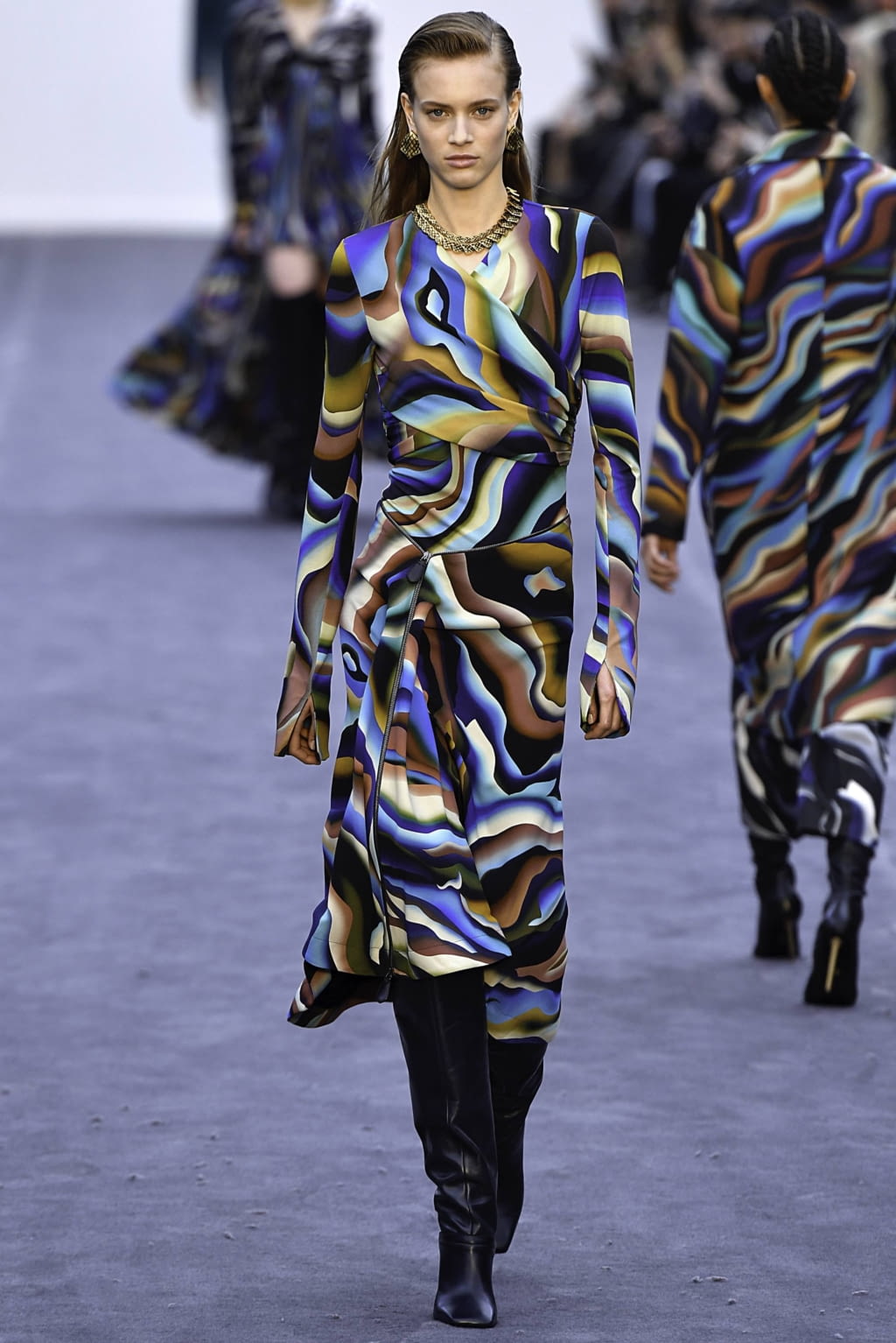Fashion Week Milan Fall/Winter 2019 look 3 de la collection Roberto Cavalli womenswear