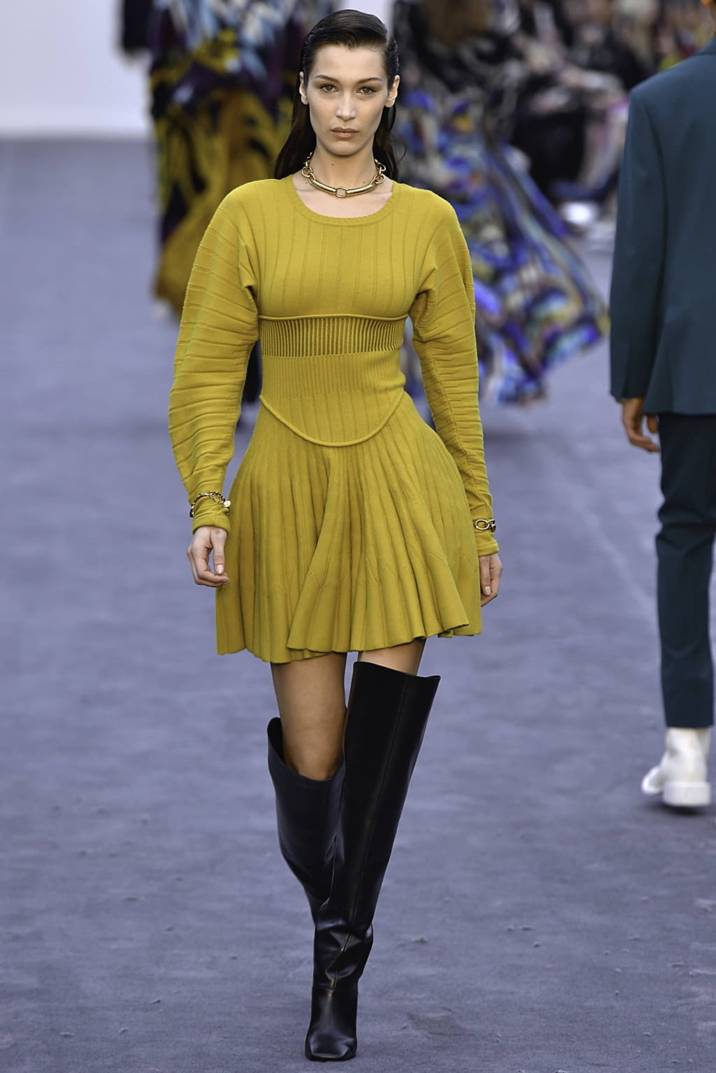 Fashion Week Milan Fall/Winter 2019 look 6 from the Roberto Cavalli collection womenswear