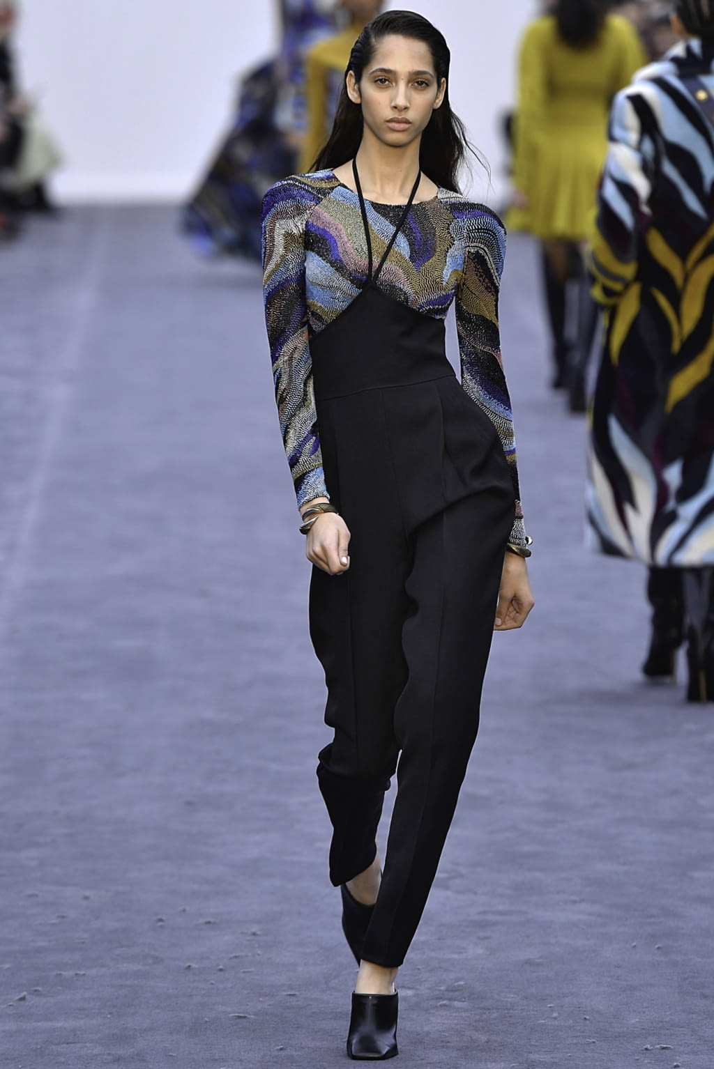 Fashion Week Milan Fall/Winter 2019 look 9 from the Roberto Cavalli collection womenswear