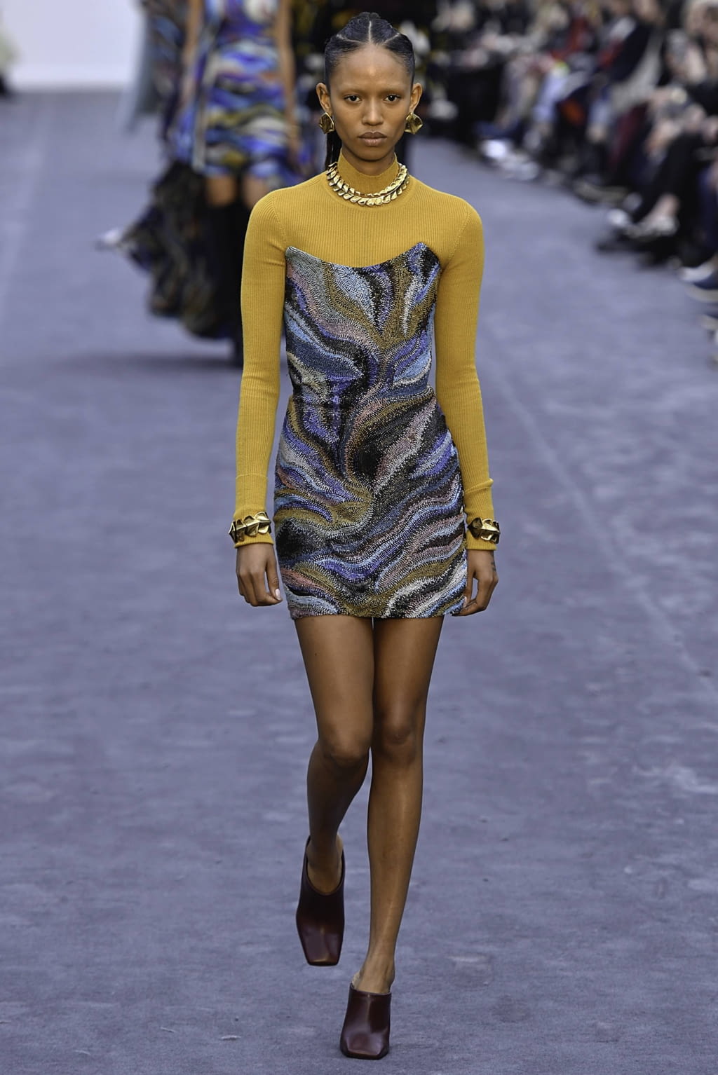 Fashion Week Milan Fall/Winter 2019 look 10 de la collection Roberto Cavalli womenswear