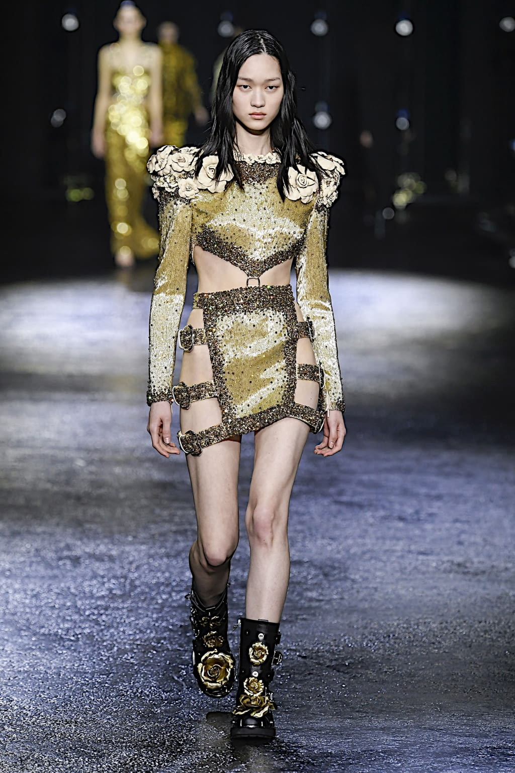 Fashion Week Milan Fall/Winter 2022 look 32 from the Roberto Cavalli collection 女装
