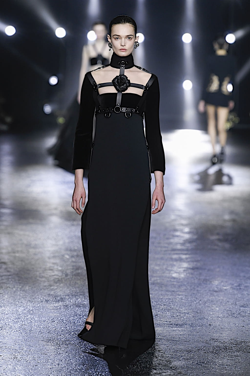 Fashion Week Milan Fall/Winter 2022 look 42 from the Roberto Cavalli collection womenswear