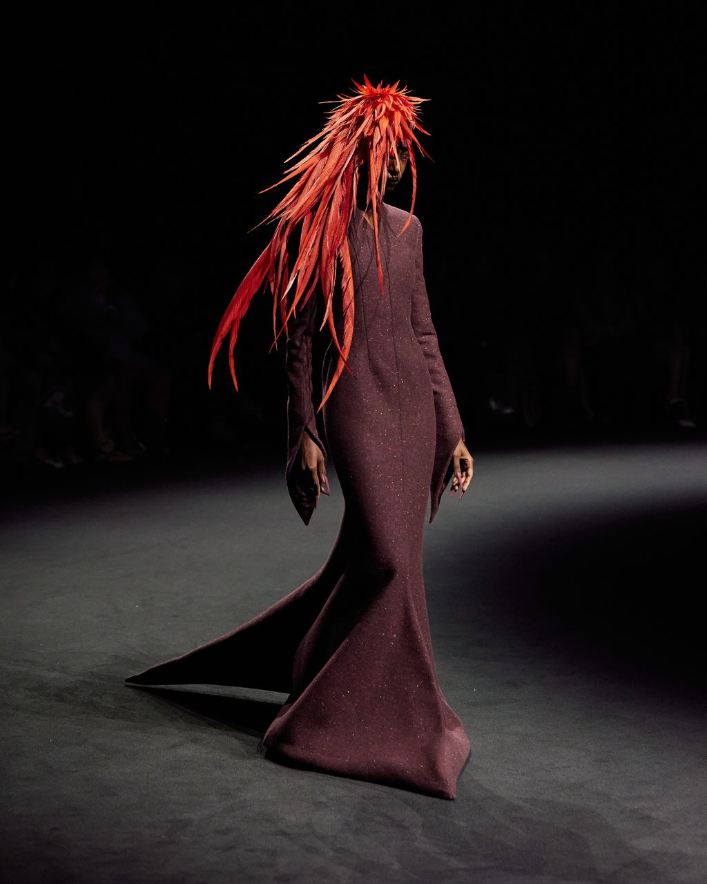 Fashion Week Paris Fall/Winter 2025 look 15 from the Robert Wun collection couture