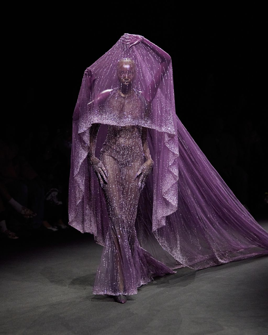 Fashion Week Paris Fall/Winter 2025 look 23 from the Robert Wun collection couture