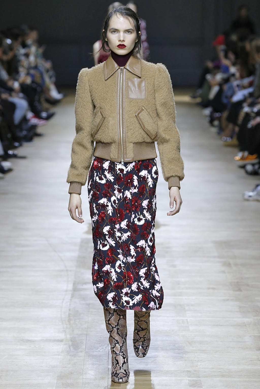 Fashion Week Paris Fall/Winter 2018 look 23 from the Rochas collection womenswear
