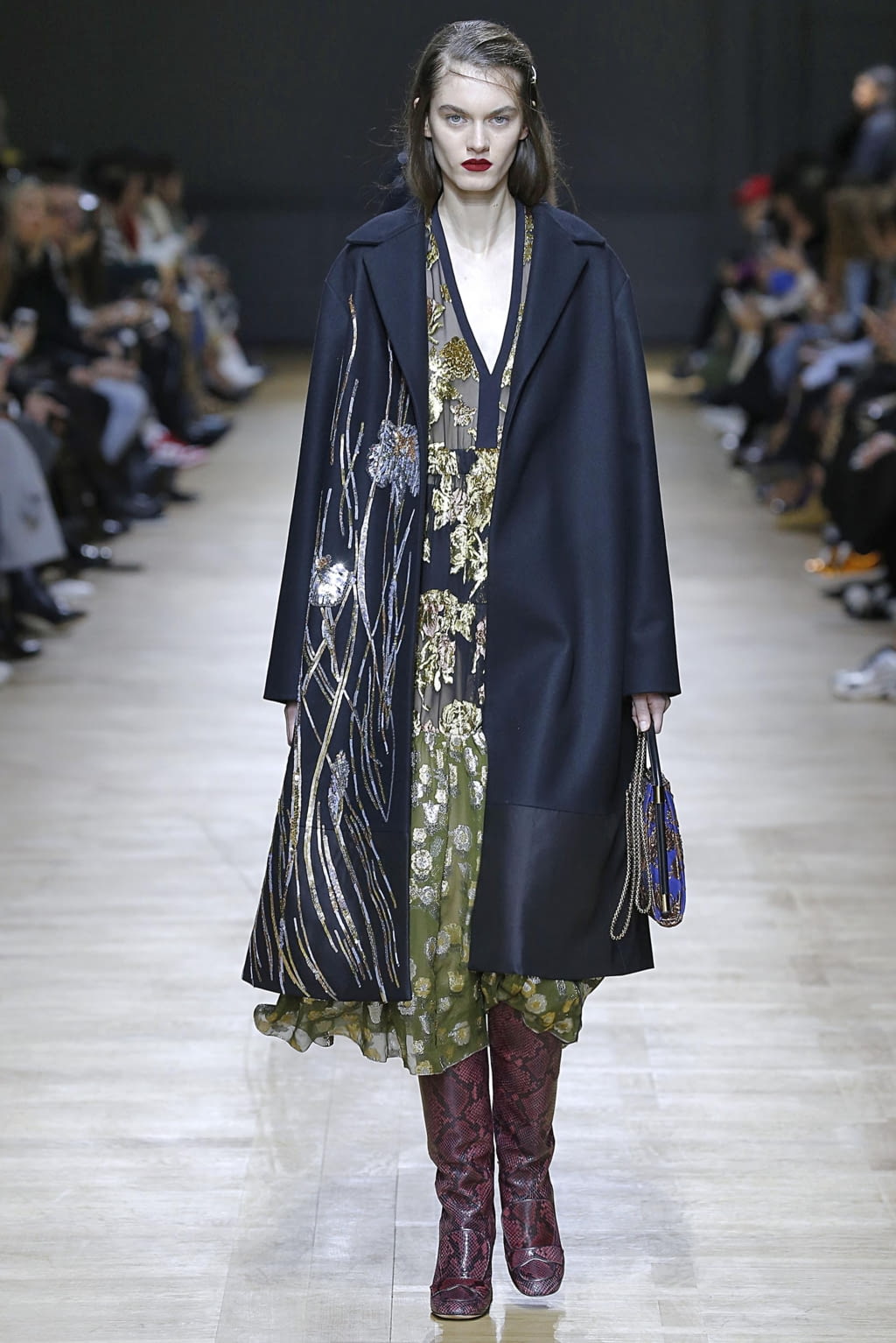 Fashion Week Paris Fall/Winter 2018 look 33 from the Rochas collection womenswear