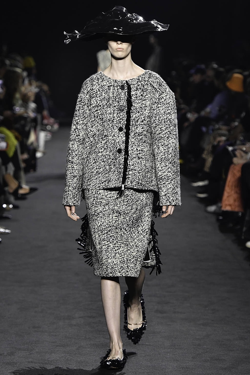 Fashion Week Paris Fall/Winter 2019 look 1 de la collection Rochas womenswear