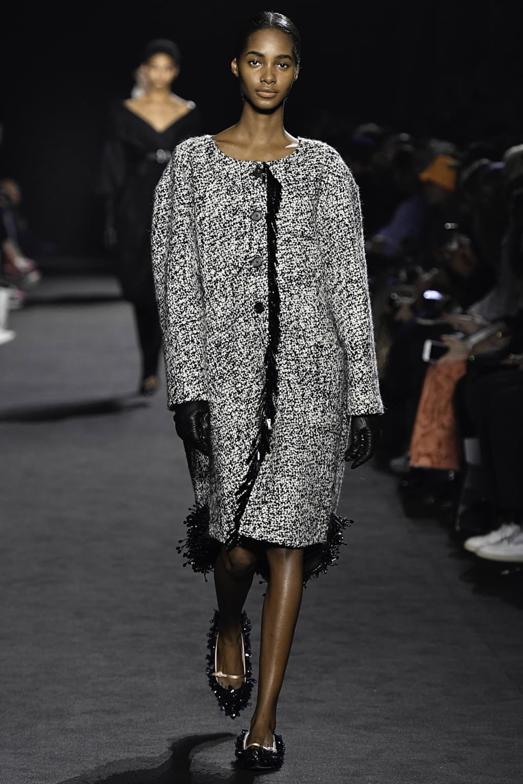 Fashion Week Paris Fall/Winter 2019 look 4 de la collection Rochas womenswear