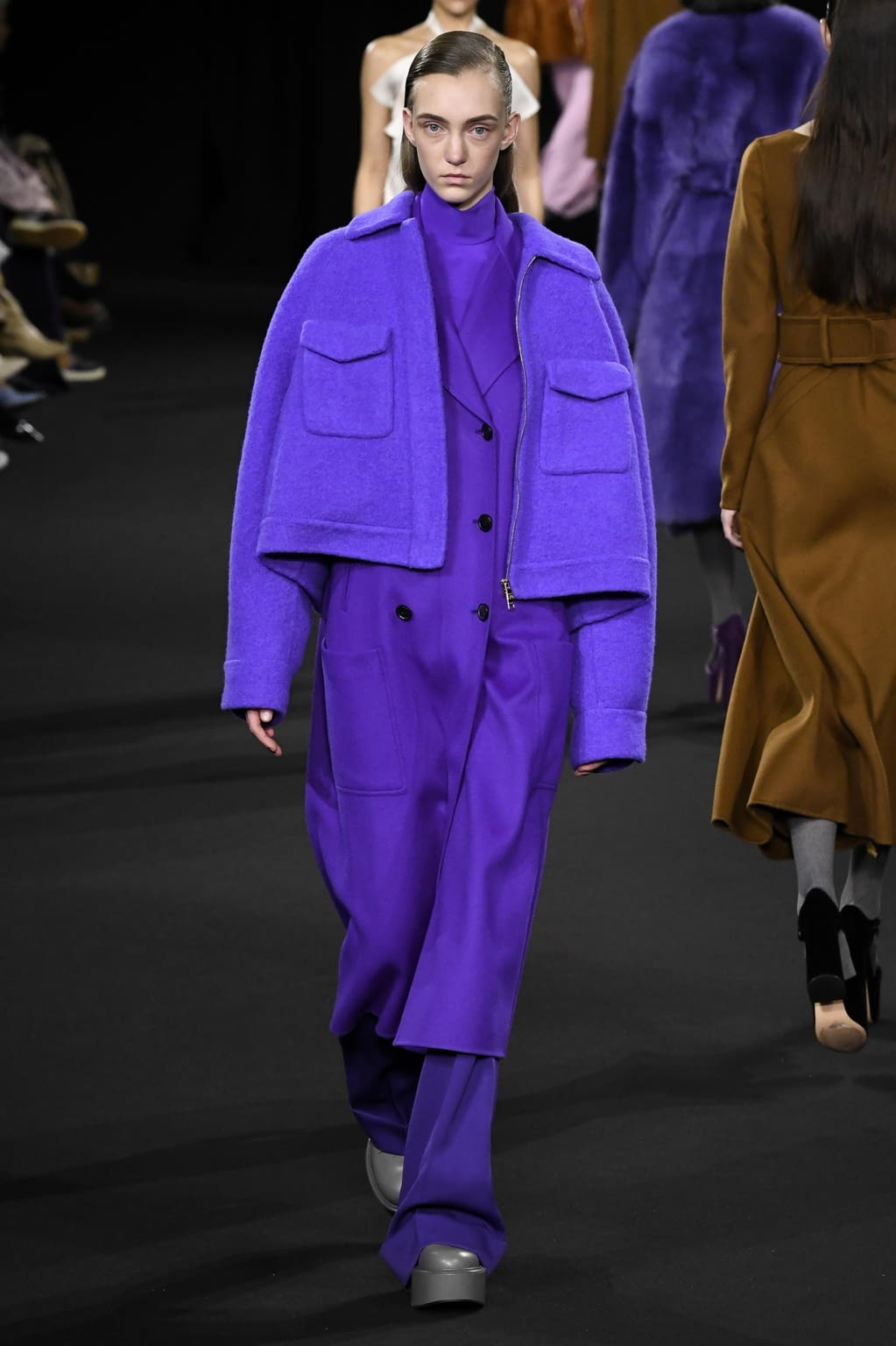 Fashion Week Paris Fall/Winter 2020 look 14 from the Rochas collection womenswear