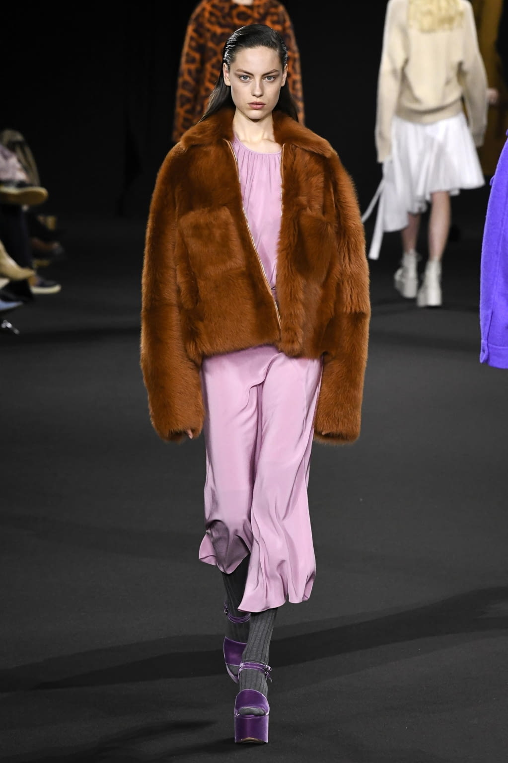 Fashion Week Paris Fall/Winter 2020 look 16 from the Rochas collection womenswear