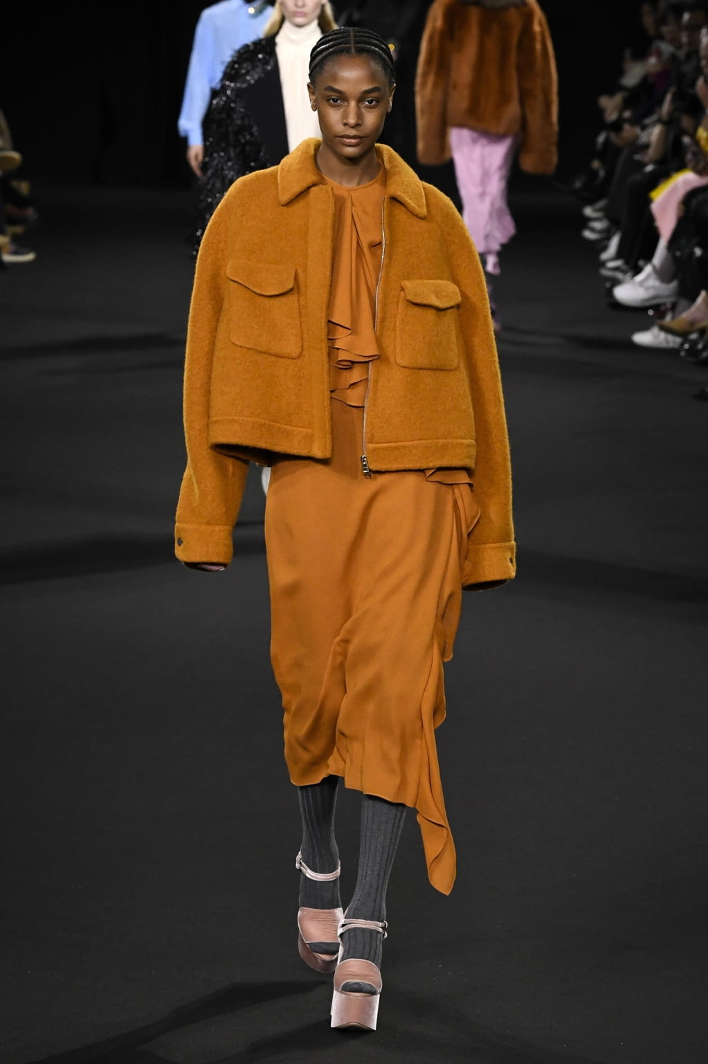 Fashion Week Paris Fall/Winter 2020 look 18 from the Rochas collection womenswear