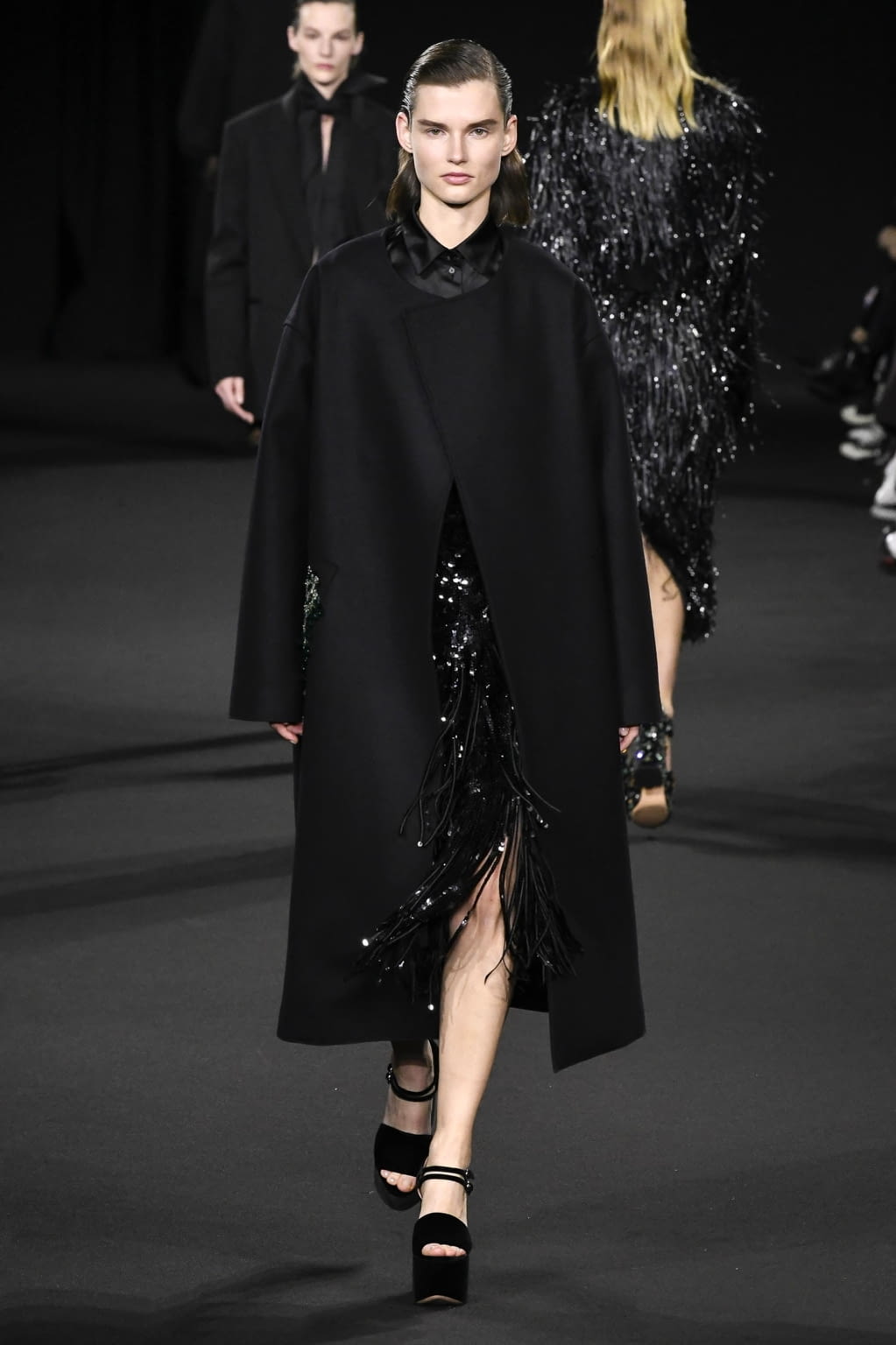 Fashion Week Paris Fall/Winter 2020 look 35 from the Rochas collection womenswear
