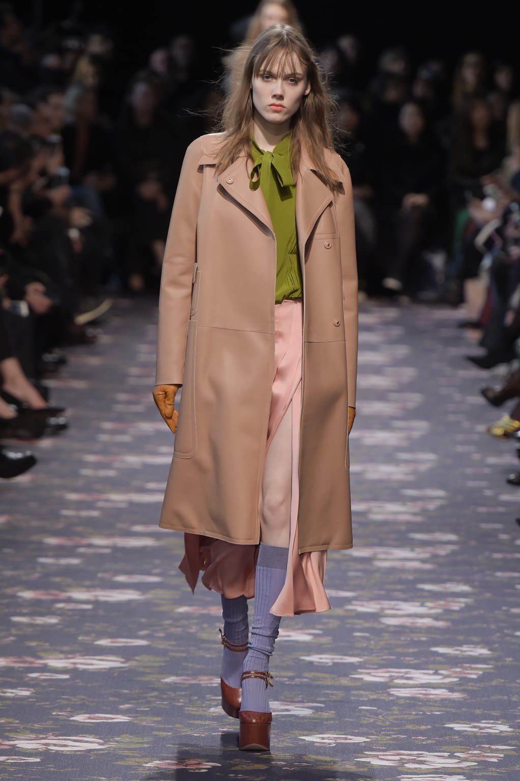 Fashion Week Paris Fall/Winter 2016 look 5 from the Rochas collection womenswear