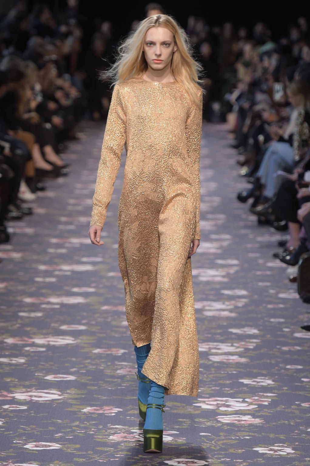 Fashion Week Paris Fall/Winter 2016 look 12 from the Rochas collection womenswear