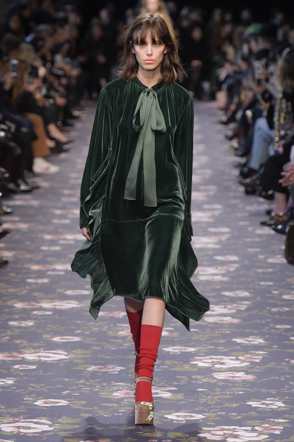 Fashion Week Paris Fall/Winter 2016 look 26 from the Rochas collection 女装