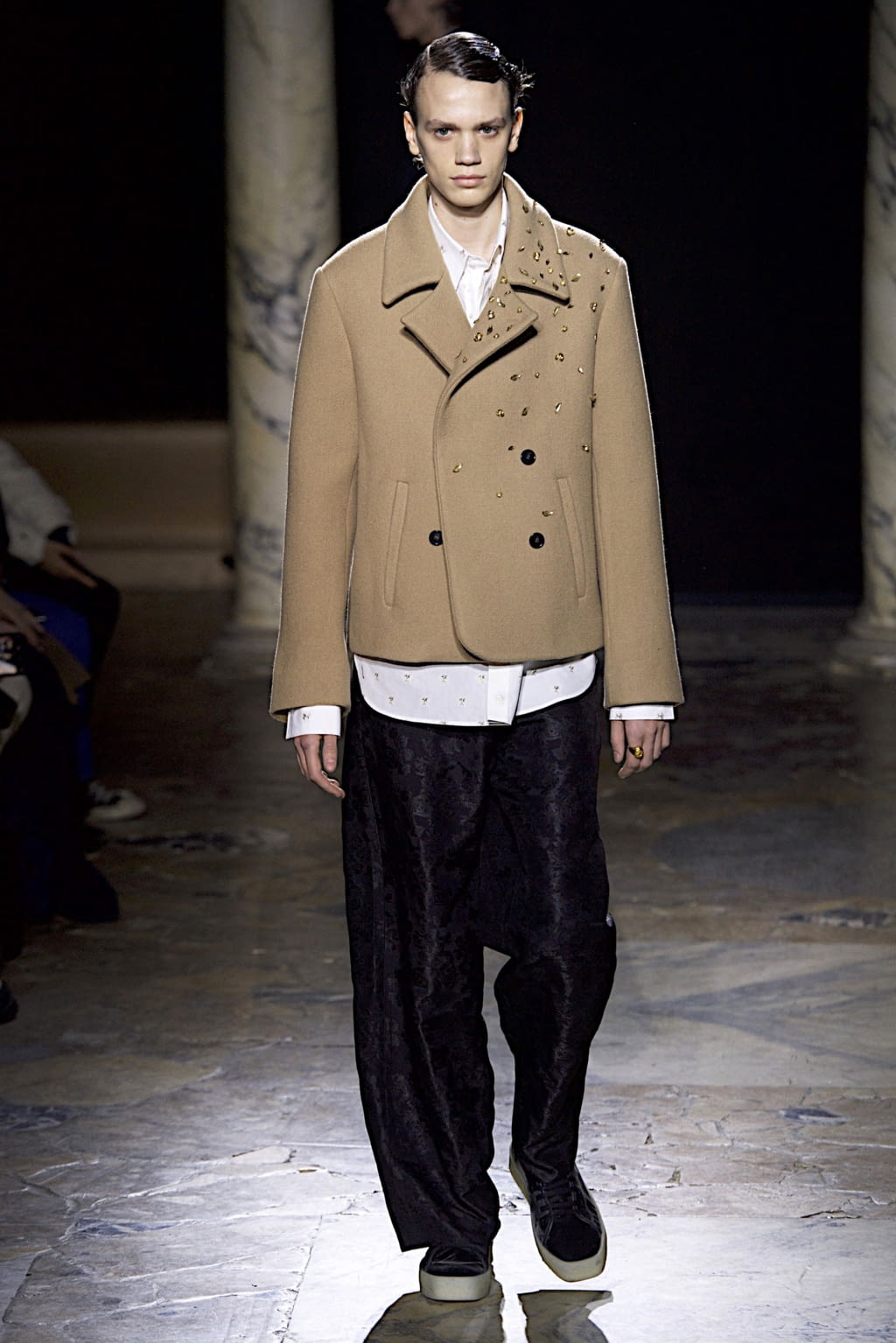 Fashion Week Paris Fall/Winter 2020 look 29 from the Rochas collection menswear