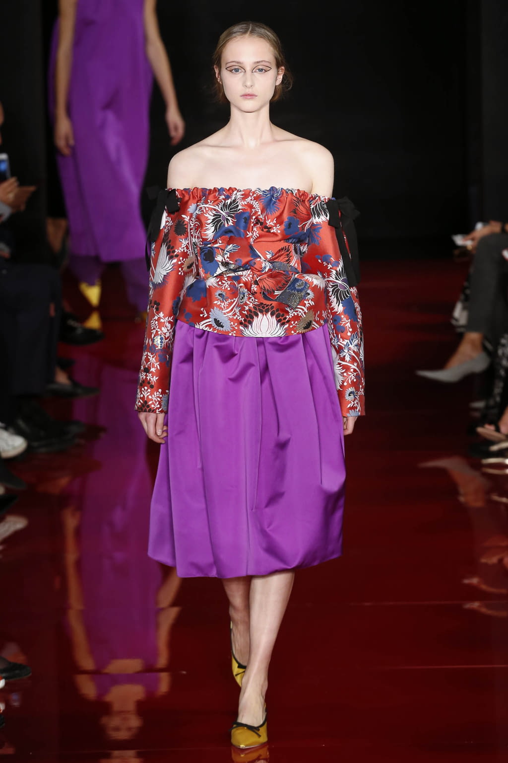 Fashion Week Paris Spring/Summer 2018 look 15 from the Rochas collection 女装