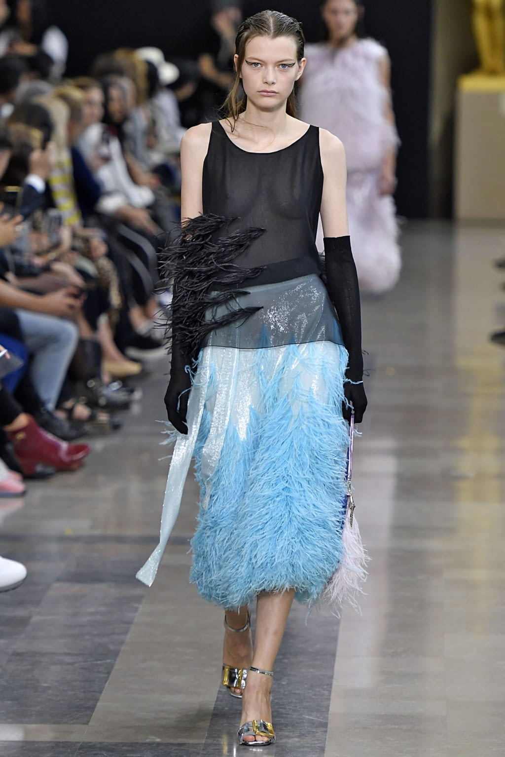 Fashion Week Paris Spring/Summer 2019 look 35 from the Rochas collection 女装