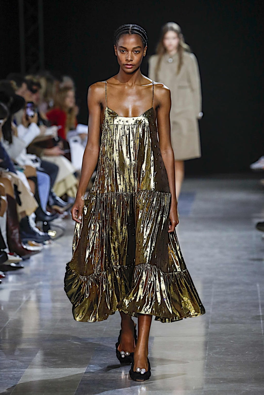 Fashion Week Paris Spring/Summer 2020 look 26 from the Rochas collection womenswear