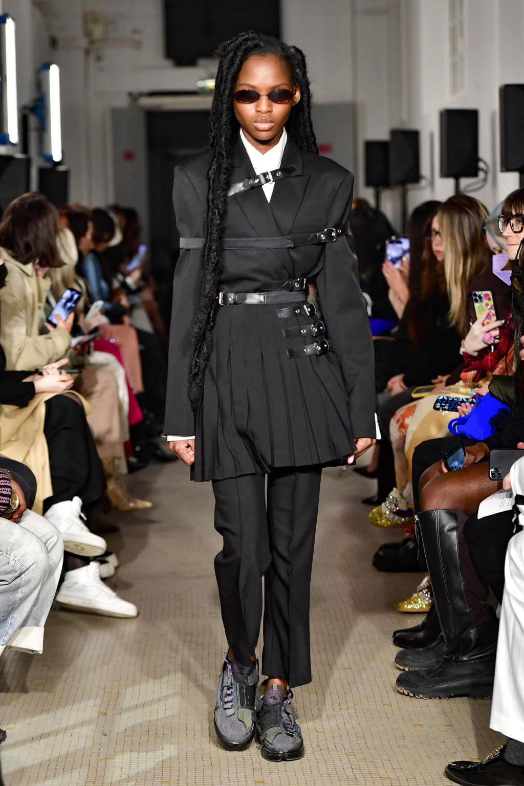 Fashion Week Paris Fall/Winter 2022 look 2 from the Rokh collection womenswear
