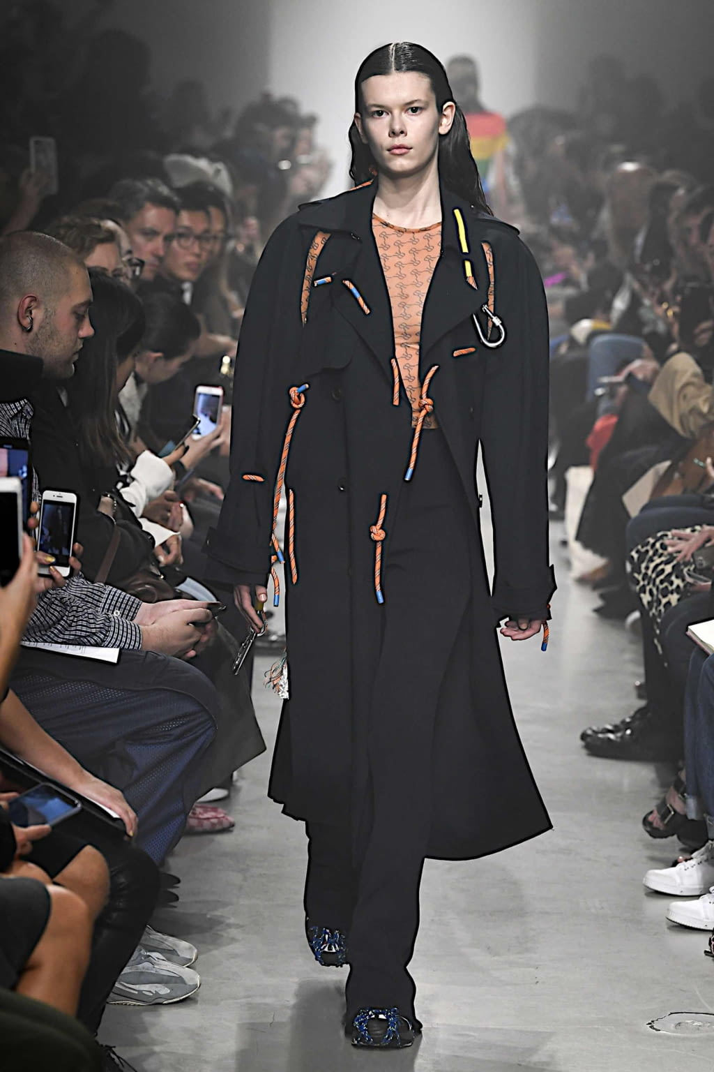 Fashion Week Paris Spring/Summer 2020 look 18 from the Rokh collection 女装