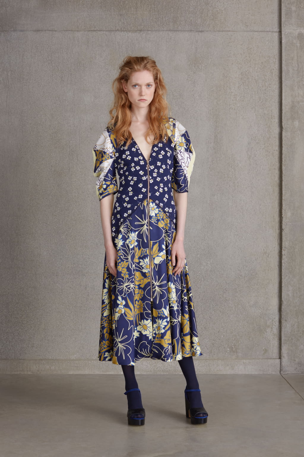 Fashion Week London Resort 2017 look 22 from the Roksanda collection womenswear