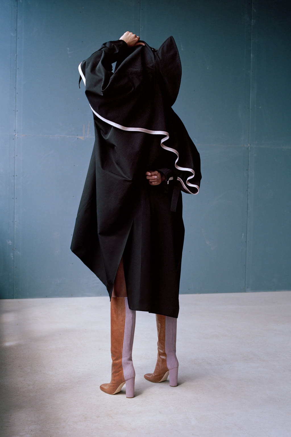 Fashion Week London Resort 2019 look 9 from the Roksanda collection womenswear