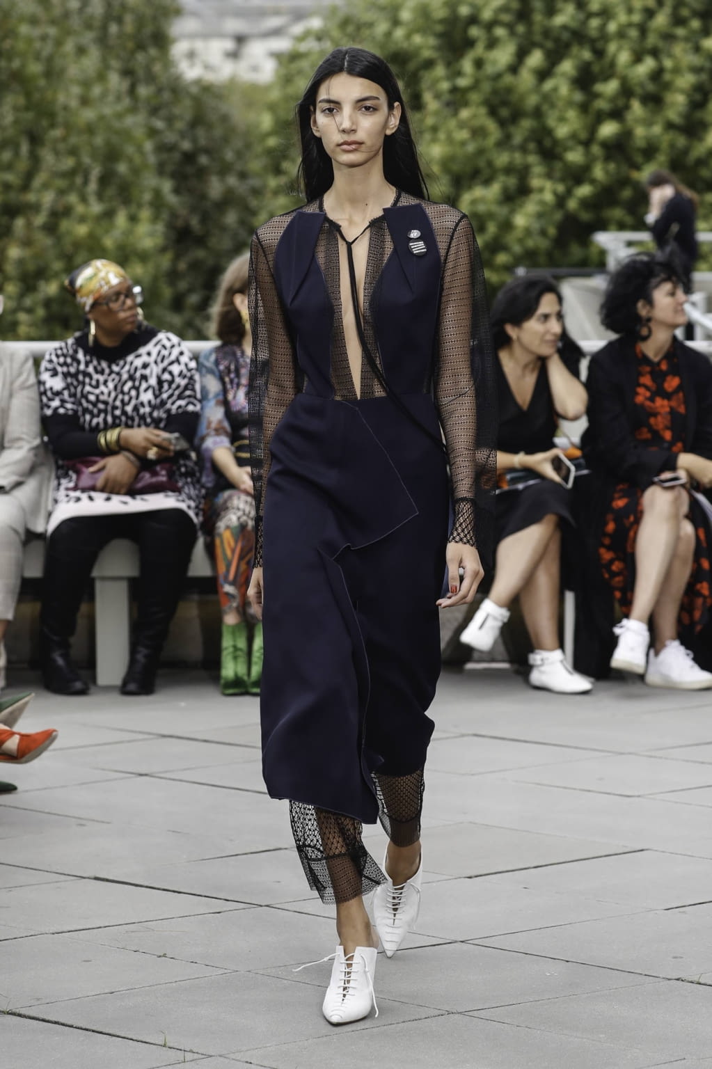 Fashion Week London Spring/Summer 2019 look 5 from the Roland Mouret collection womenswear