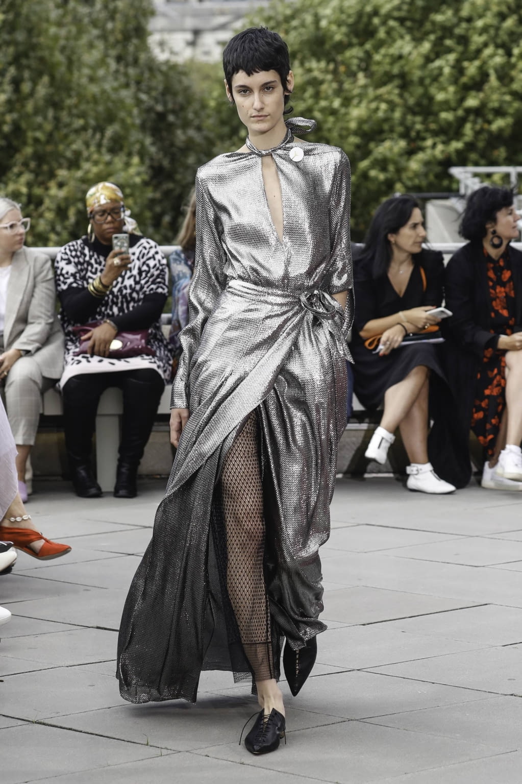 Fashion Week London Spring/Summer 2019 look 35 de la collection Roland Mouret womenswear