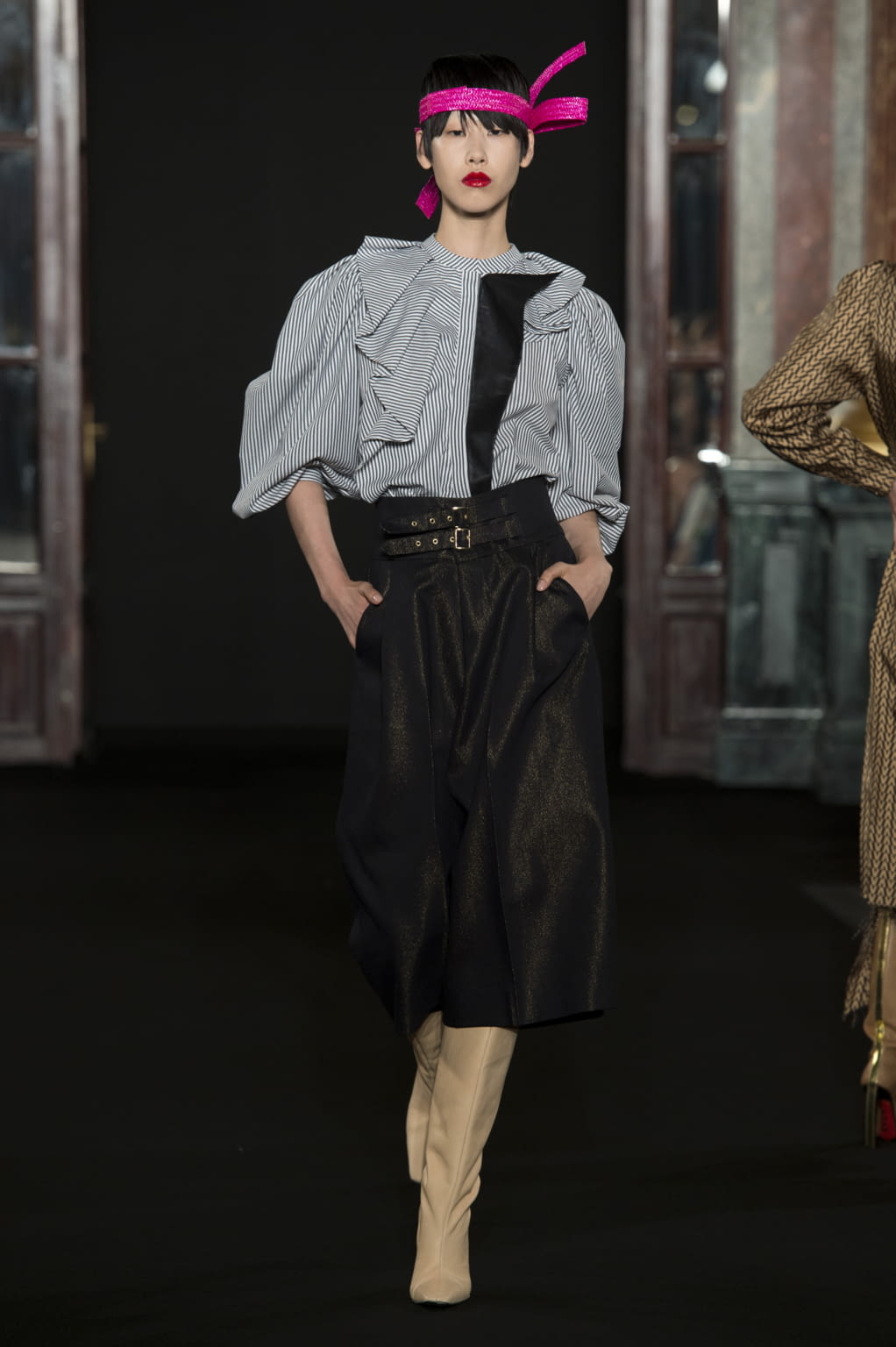 Fashion Week Paris Fall/Winter 2018 look 15 from the Ronald Van Der Kemp collection 高级定制