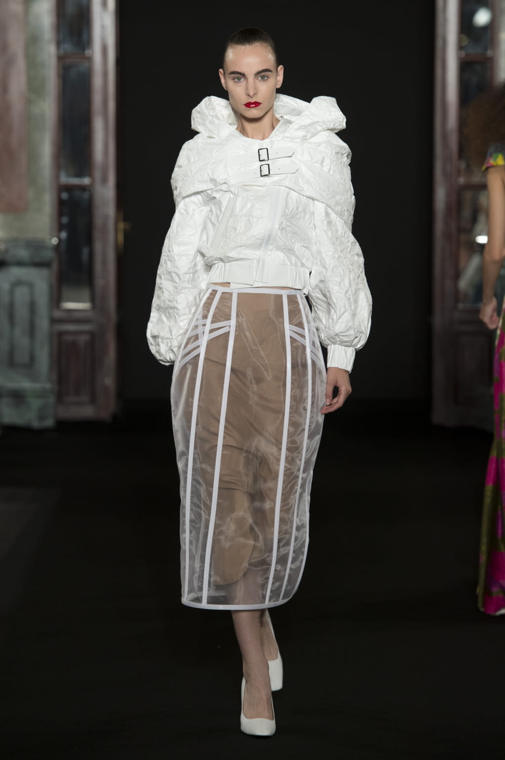 Fashion Week Paris Fall/Winter 2018 look 35 from the Ronald Van Der Kemp collection couture