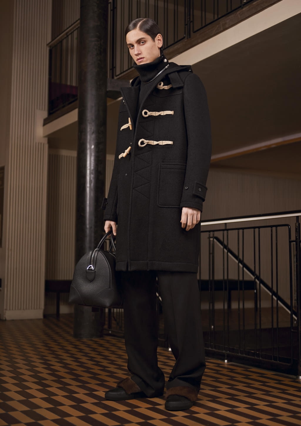 Fashion Week Paris Pre-Fall 2017 look 14 from the Givenchy collection womenswear
