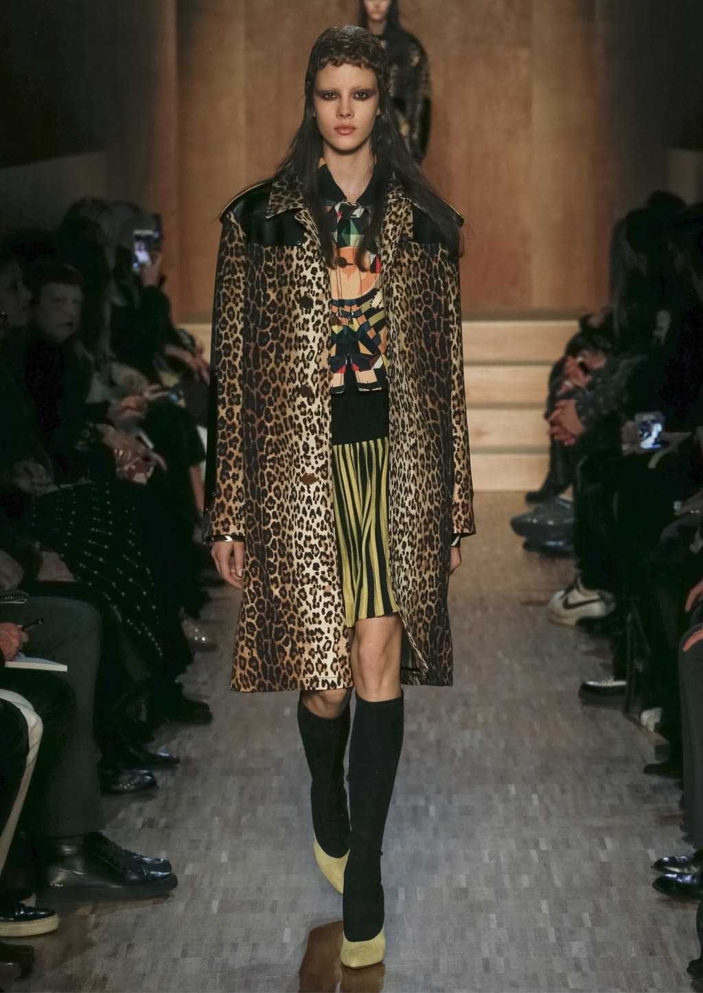 Fashion Week Paris Fall/Winter 2016 look 36 de la collection Givenchy womenswear