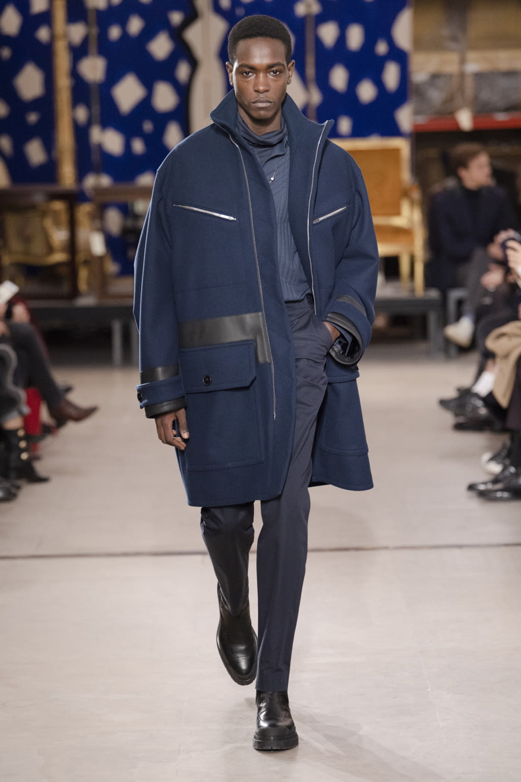 Fashion Week Paris Fall/Winter 2019 look 3 from the Hermès collection menswear